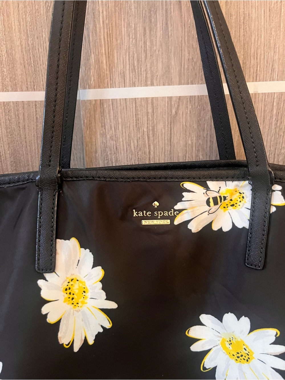 kate spade diaper bag with diaper changing mat .excellent condition, - Picture 2 of 8